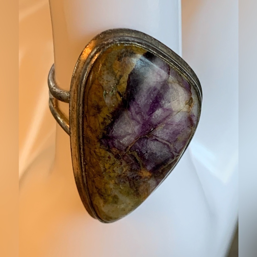 Sterling Silver Ring Purple Gemstone Vintage Stamped 925 Size 6.25 Triangular